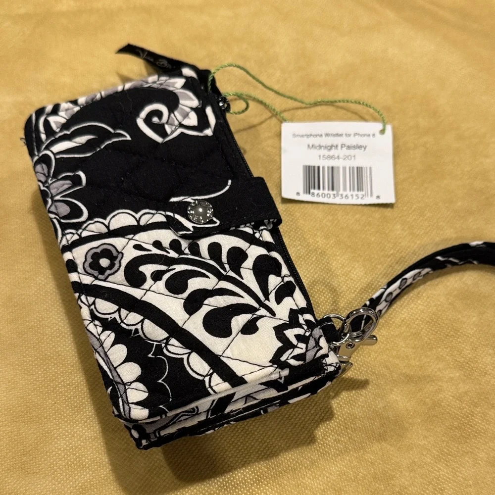 Vera Bradley Midnight Paisley Phone Case - Black and White